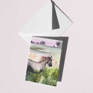 Lot de 4 cartes de voeux - cheval blanc dans un champ de fleurs sauvages aquarelle