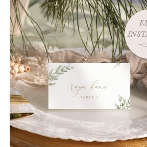 Green Christmas Wedding Escort Card Template | Wedding Escort Card | Printable Christmas Dinner Escort Cards | Gold Escort Card Templates