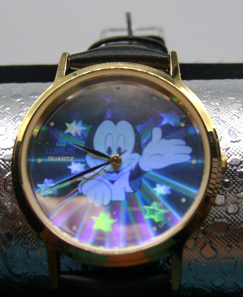 Disney Collectible 3-D Hologram Fantasma Mickey Mouse Quartz