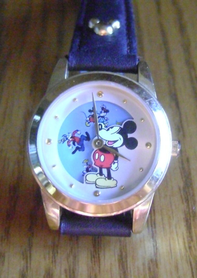 Rare Disney Mickey Mouse Rotating Disk Watch / Timepiece 