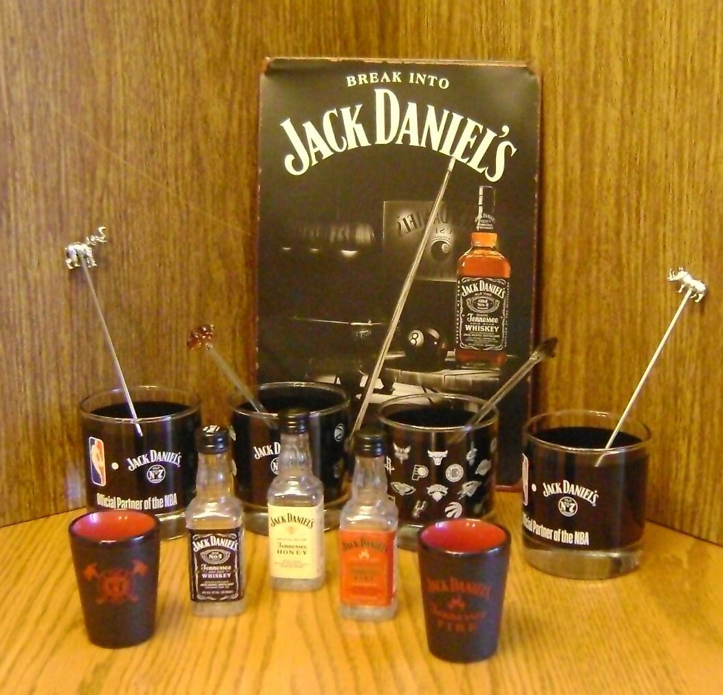 Recycled Metal Alcohol Plate Jack Daniel's Bar Wall Decoration