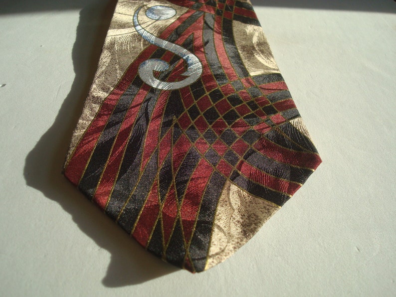 Necktie 3 Styles Including New York Rome and Paris Mens 100/% Silk Novelty Tie