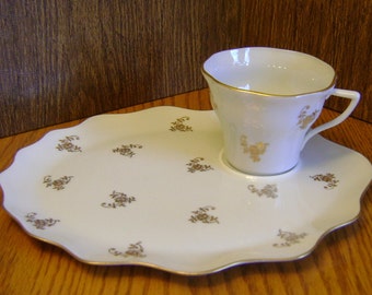 Vintage Limoges Lunch plate & cup set / France / collectible / Tea - toast / 2 cups / Gold Rose pattern/ Mother&#39;s day gift / Birthday gift