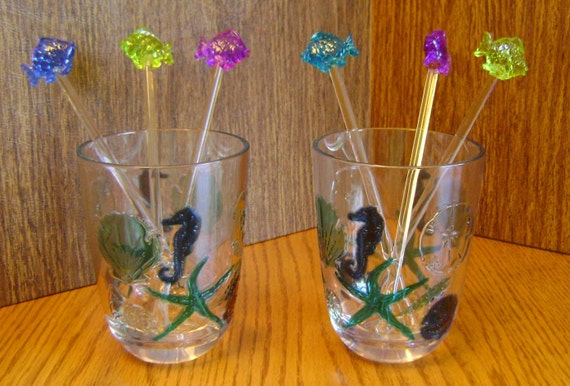 Plastic Beach Cocktail Drink Bar Ware Set / Fish Swizzle Sticks /plastic  Glasses / Man Cave / Birthday Gift / Father's Day Gift/ Collectible 