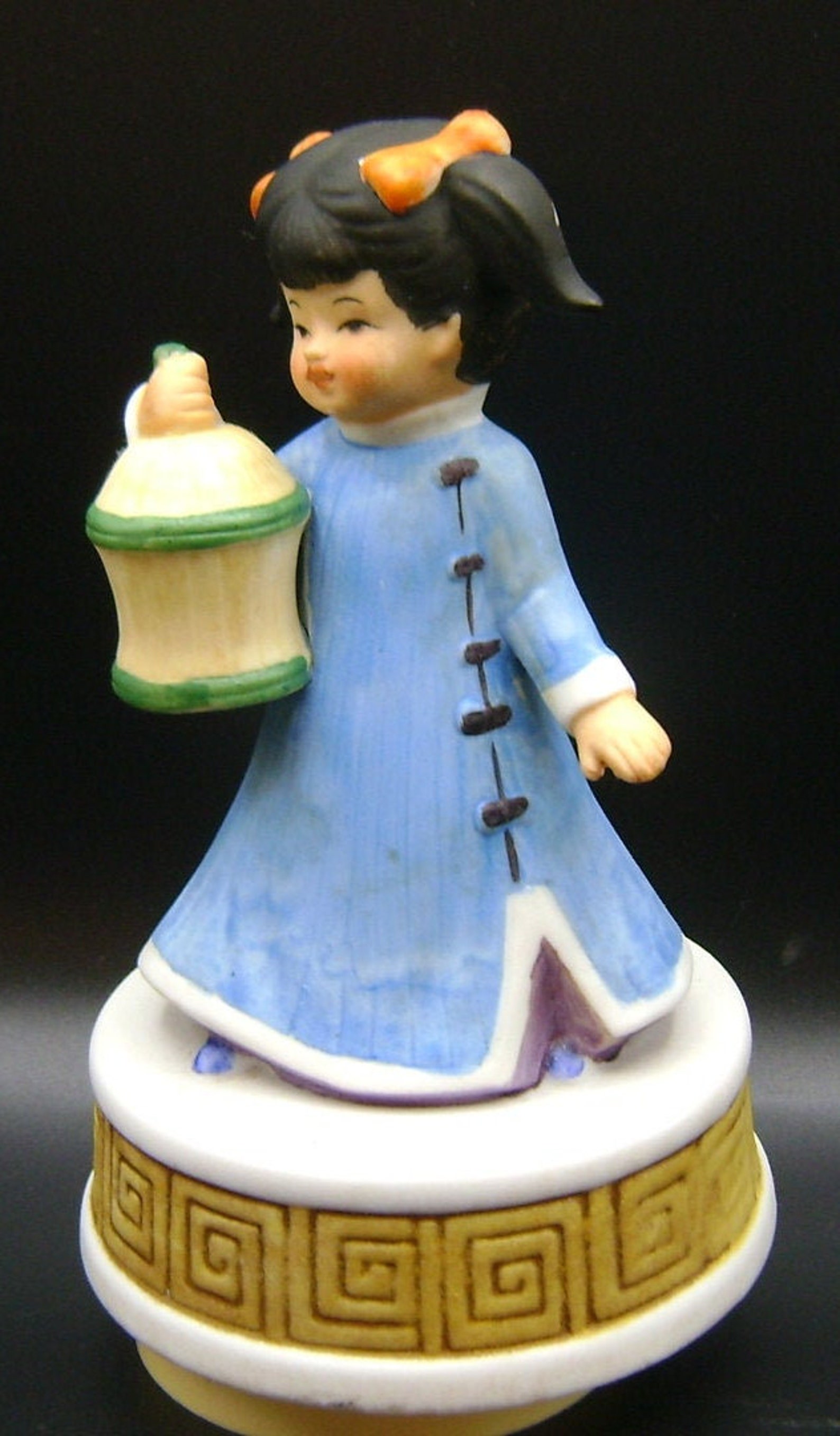 Vintage Asian Girl Ceramic Music Box / Made in Japan / Etsy UK