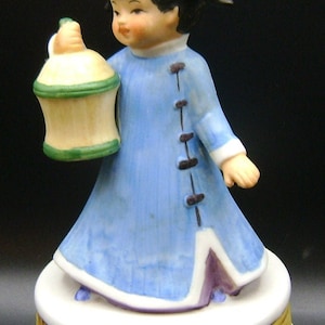 Vintage Aziatische meisje keramische Music Box / gemaakt in Japan / collectible / Aziatische inrichting / display / decoratie / Verjaardagscadeau /