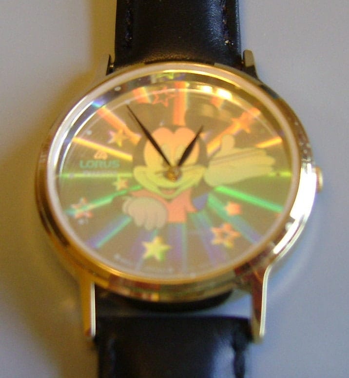 Vintage New DISNEY Fantasma Mickey Mouse 3D Hologram Quartz
