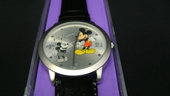 Orologio vintage Disney Mickey Mouse Through the Years / Large | Etsy Italia