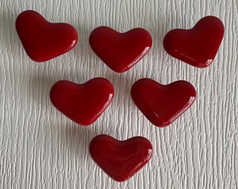 Pomello a forma di cuore, pomello a forma di cuore rosso in vetro, realizzato a mano negli Stati Uniti.