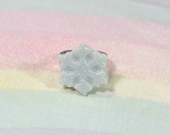 Fairy Kei Ring, Snowflake Ring, Winter Ring, Pop Kei Ring, Deco Lolita Ring, Sweet Lolita Ring, Decora Ring, Fairytale Ring, Glitter Ring