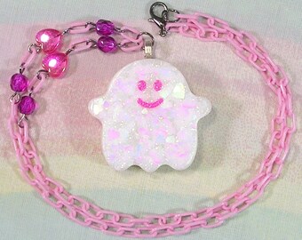 Holographic Ghost Necklace, Pastel Goth Necklace, Creepy Cute Necklace, Pastel Ghost Necklace, Kawaii Ghost Necklace, Halloween Necklace