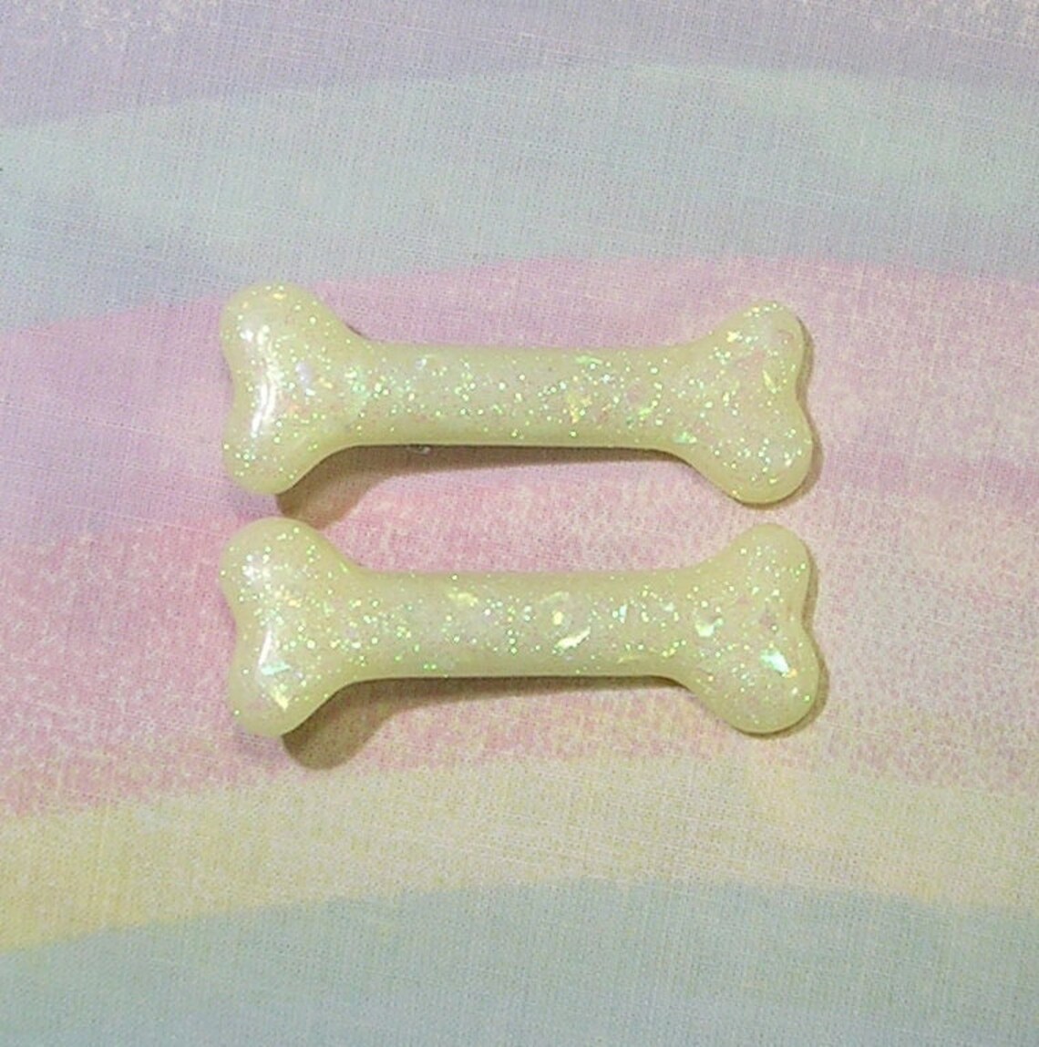 Pastel Goth Bone Clips Pastel Goth Hair Clips Creepy Cute Etsy