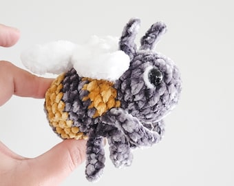 Velvet Bumble Bee Plushie: Soft Crochet Bee Stuffy, Nursery Decor