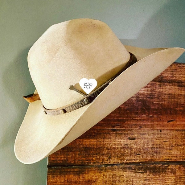 HORSESHOE NAIL | hat pin