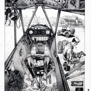 Puede incluir: Una ilustración en blanco y negro del interior de un avión Piper Cub L-4 Grasshopper. El piloto está sentado en la cabina, y hay varios objetos esparcidos por la cabina, incluyendo un mapa, binoculares y una brújula. El avión está estacionado en un campo de hierba, y un jeep es visible en el fondo.