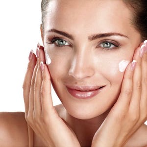 VITAMIN C / Glow Face Cream / Moisturizer with Kakadu plum/Zink oxide Handmade Natural Skin Care image 2