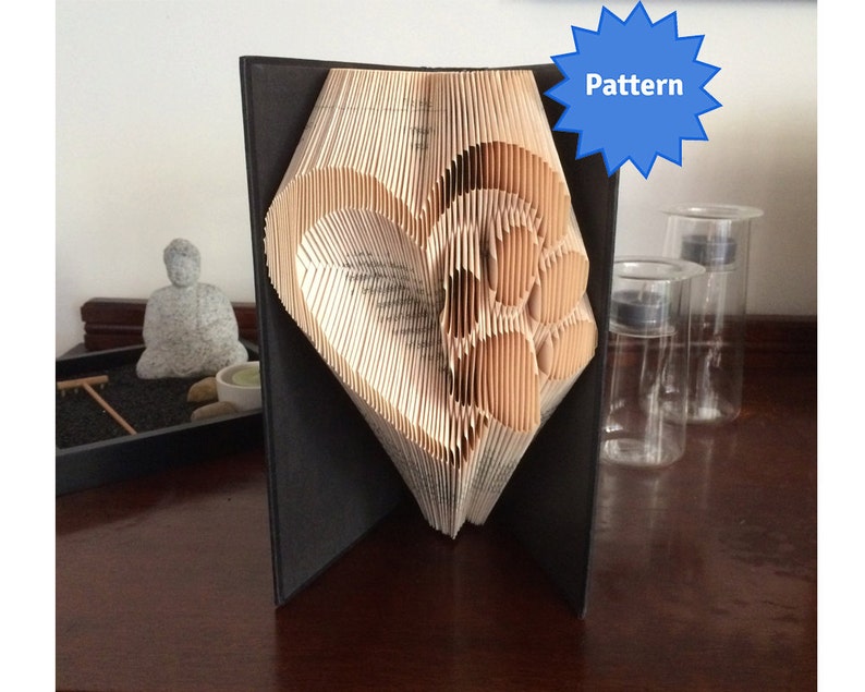 Book Folding Pattern Heart with Paw Free Instructions image 1