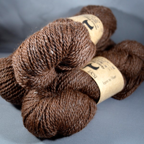 Mezcla de hilo de lana de alpaca natural - marrón medio - sin teñir - 2 capas Worsted - 200 yardas - De la granja a la fibra - Vellón de Naria