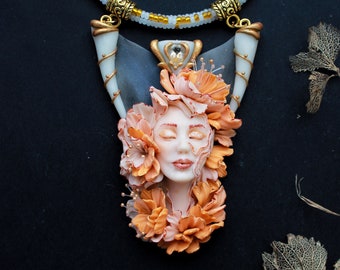 The queen of flowers, peonies necklace, sculpture woman necklace