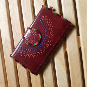 womens wallet , leather wallet for women, womens wristlet , large tooled Leather Spacious credit card wristlet, gifts for her