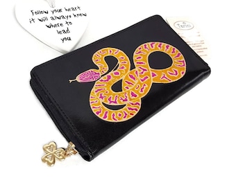 Leather wallet for Women, credit card wallet Yellow Snake zip around wallet , Monedero de mujer, hand painted Zip around iPhone wallet,
