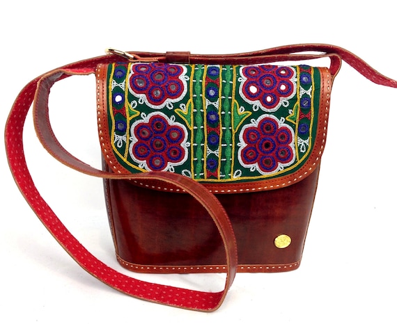 Embroidered Leather Crossbody Bag: Boho Luxe Designer  display picture 2
