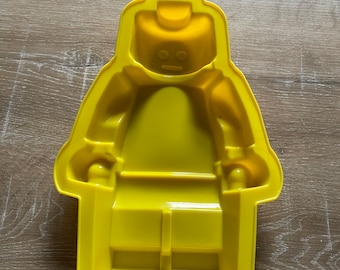 Large silicone robot mould for  baking