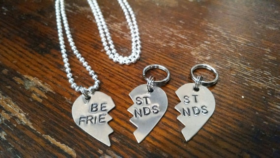 Pet friends necklace hot sale