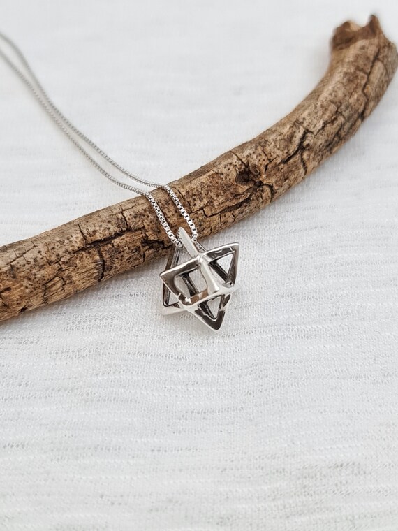 Llords - Temple Menorah Juif - Collier avec pendentif en étain