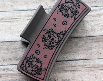 Highland Cow Leather Claw Clip-Laser Engraved Claw Clip-Highland Cow Gift-Highland Cow Hair Clip-Cow Claw Clip-Cow Hair Clip-Gift for Her
