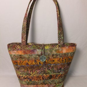Quilted Handbag, Fall Fabric Handbag,  Purse,  Quilted Shoulder Bag.  15&quot; wide x 12&quot; high x 6&quot; deep  28&quot; Strap. Zip closure.