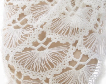 Handmade Crochet Shawl, Scarf, Echarpe, Etole, Fashion, Bridal, Women Accessory, Gift for Her, Gift for Mom, Girls, Wrap, Neck Warmer,