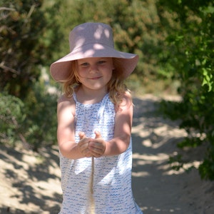 Girls Linen Sun Hat, Girls Summer Hat Wide Brim image 3