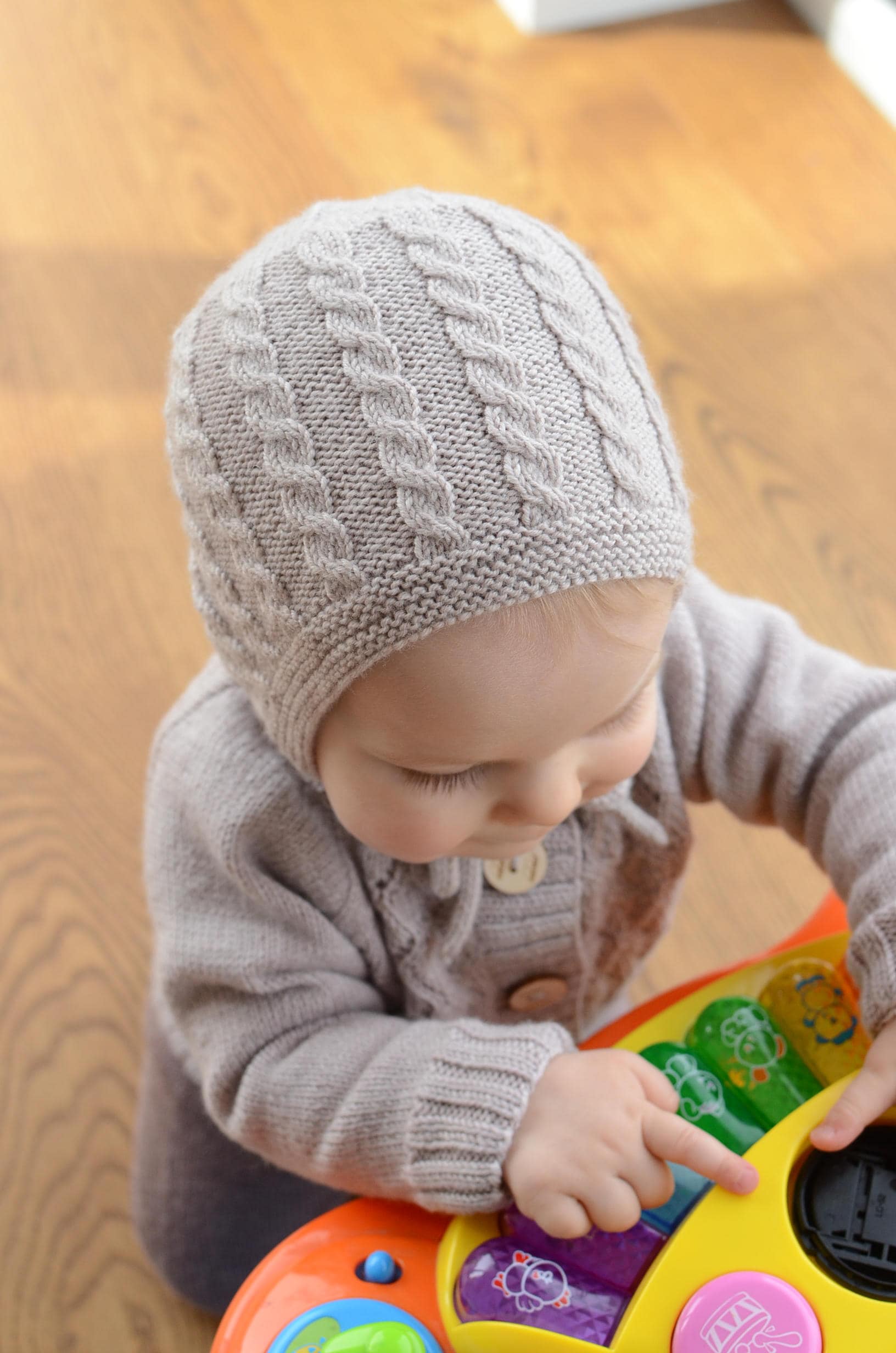 Hand Knit Merino Wool Baby Bonnet: Cable Knit Design - Etsy
