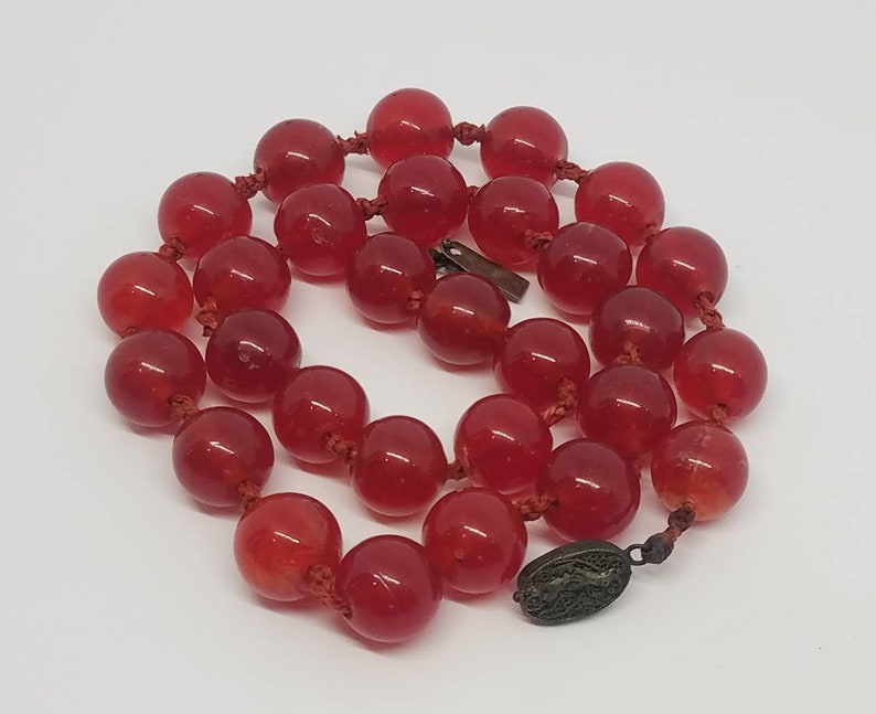 Rare antique red Chinese Red Peking glass bead necklace 18