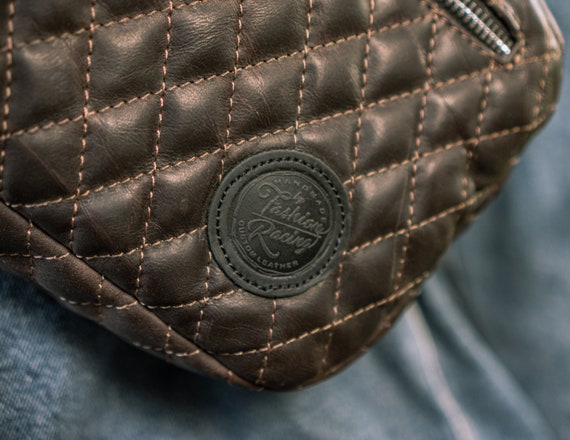 FASHION RACING ® Gift for Men Leather Bum Bag Fanny Pack -  Sweden