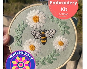 Daisy Bee embroidery kit, DIY kit, beginner embroidery kit, embroidery kit cross stitch, Needlepoint, DIY Craft kit, mindfulness