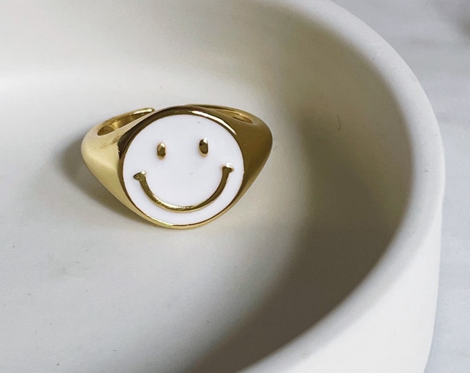 Statement Ring HAPPY white, adjustable size