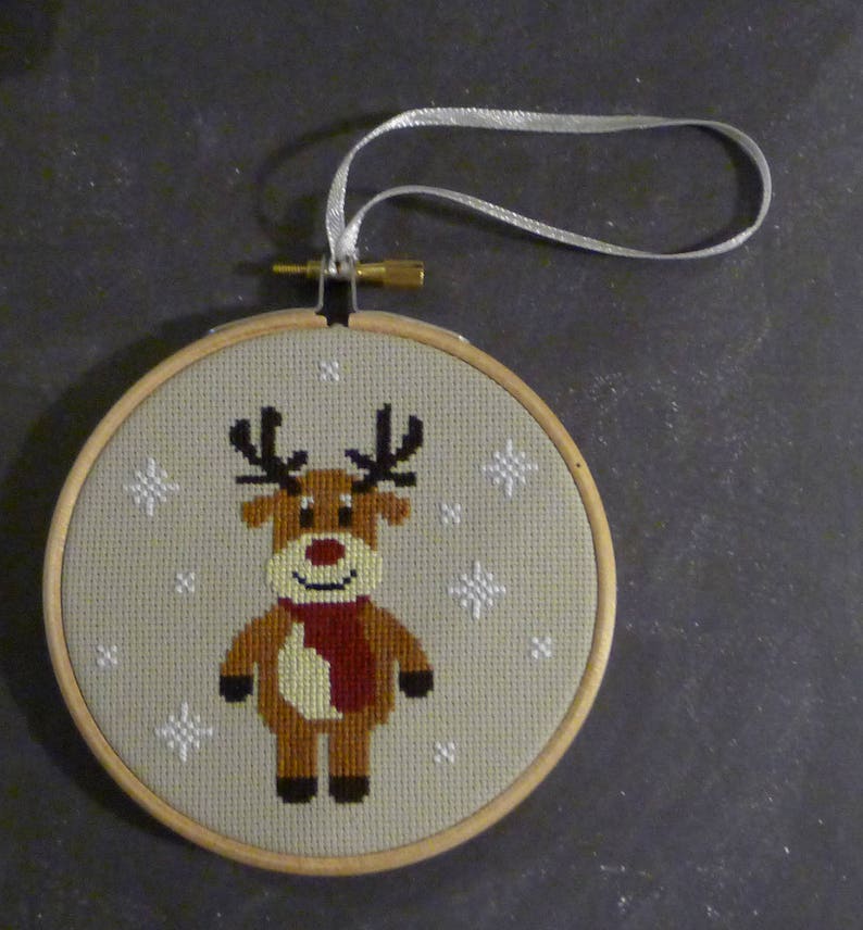 Christmas decoration Drum frame to embroider in cross stitch deer head and snowflakes image 1