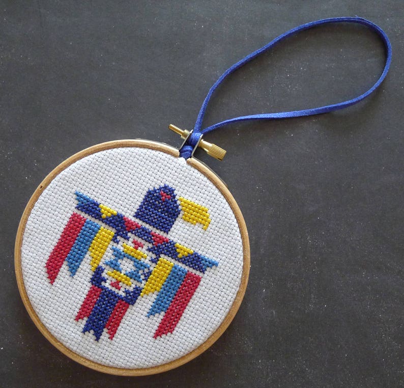 Decoration Drum frame to embroider with Indian eagle cross stitch image 1