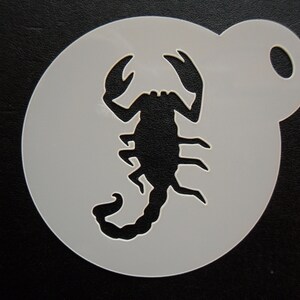 Nouveau pochoir pour biscuits, créations artisanales et maquillage scorpion unique sur mesure de 60 mm