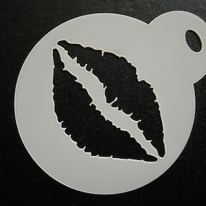 Nuovo stencil unico e personalizzato da 60 mm per labbra, biscotti, artigianato e pittura del viso
