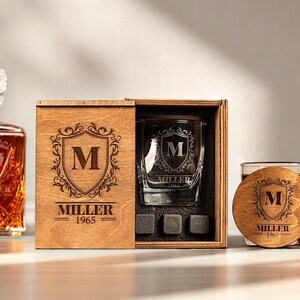 Wooden box with engraved whiskey set for groomsmen
