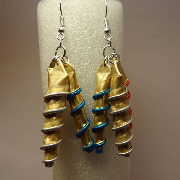 Earrings made of nespresso coffee capsules 3 golden spirals, turquoise, white and pink edge.