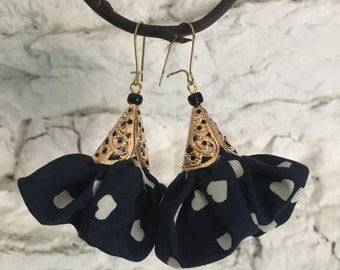 Navy blue fabric frilly earrings with small hearts for women.