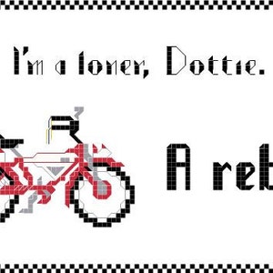 Puede incluir: Una imagen pixelada de una motocicleta roja con el texto "I'm a loner, Dottie. A rebel."