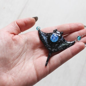 Manta Ray Galaxy Necklace, Starry Manta Pendant, Sea Jewelry, Stingray Charm image 7