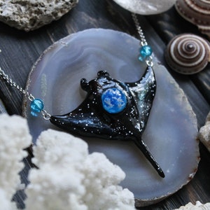 Manta Ray Galaxy Necklace, Starry Manta Pendant, Sea Jewelry, Stingray Charm image 3