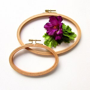 Set of 2 Oval wooden embroidery hoops