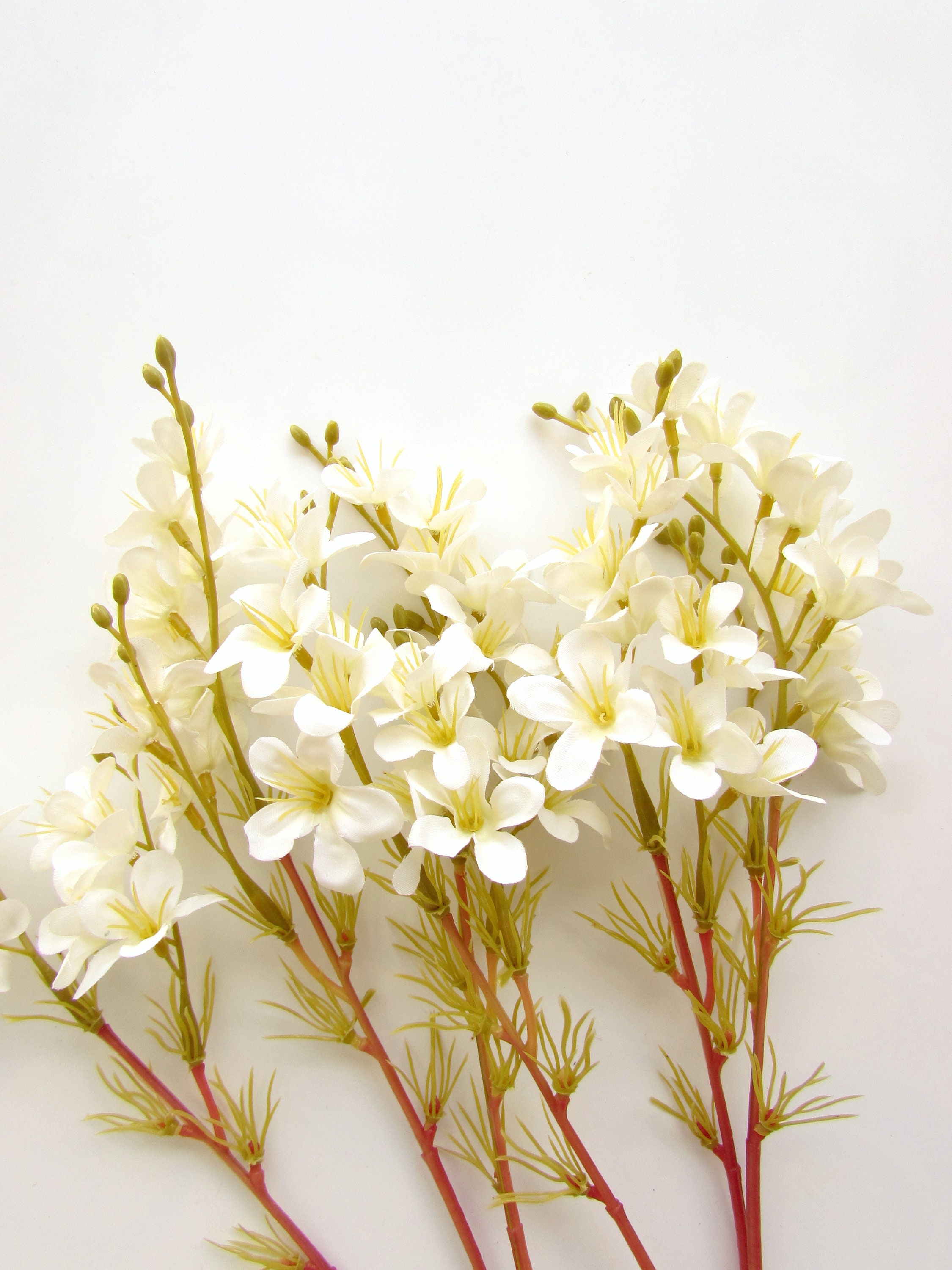6 White Artificial Wild Flower Stems 34 Cm Bouquet Small Etsy